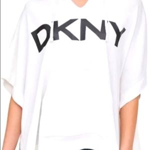 DKNY NWT lCute and comfy! 2X oversized sleeveless poncho, sequin sparkle logo